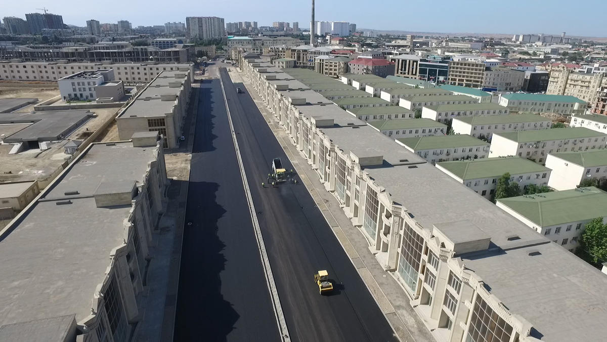 В одном из районов Баку обновляется дорожная инфраструктура (ФОТО)