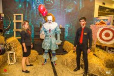 В Баку появился чудовищный клоун-убийца: Оно вернулось – Они не испугались (ВИДЕО,ФОТО)