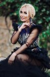 Азербайджанская певица посвятила проект Международному дню красоты (ФОТО)