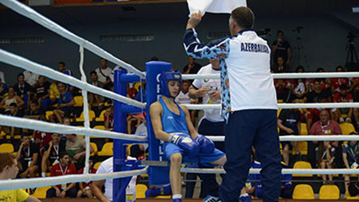 Azərbaycan boksçusu Avropa çempionatında 1/8 finala yüksəlib (FOTO)