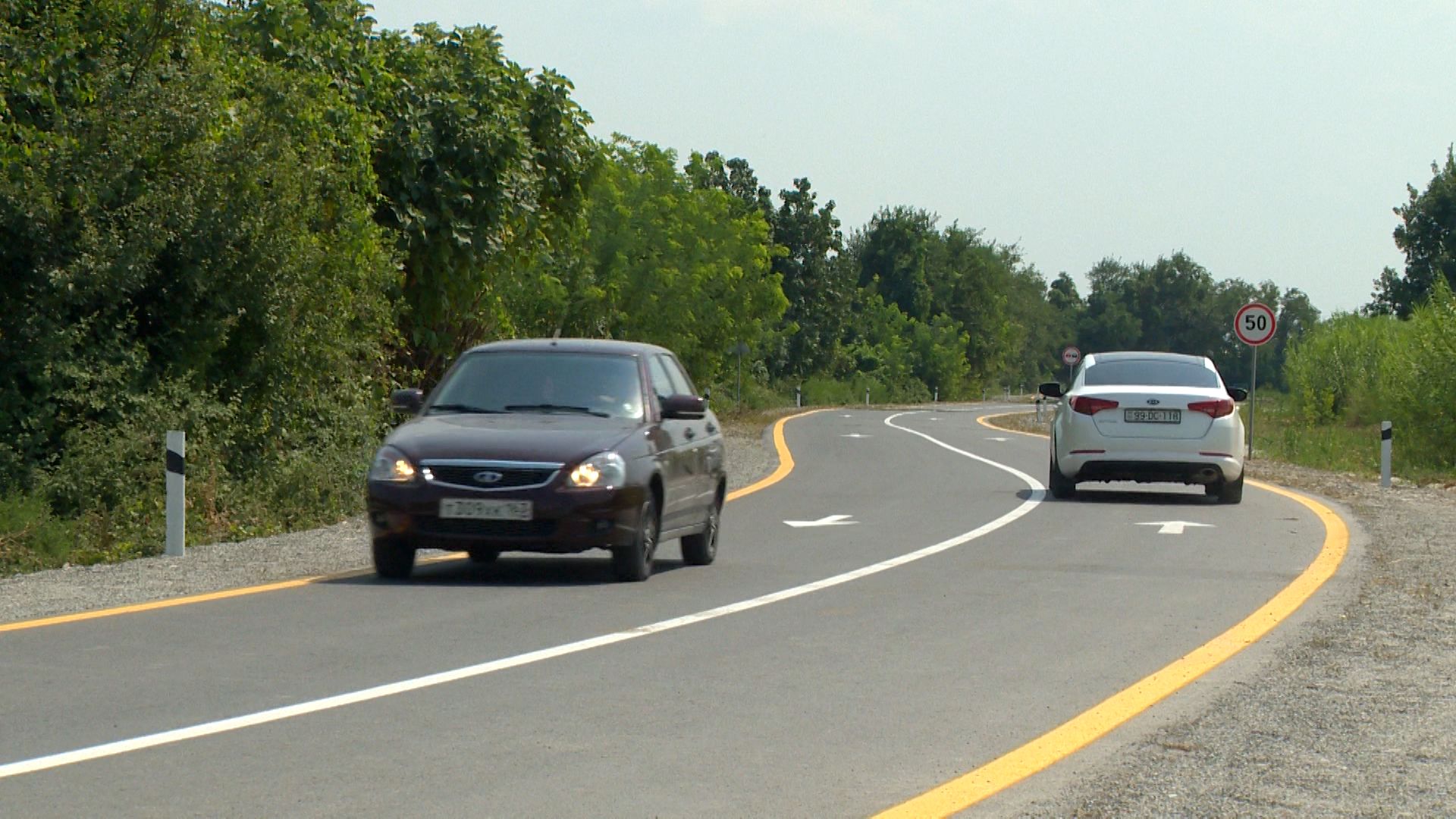 В Агдаше завершается реконструкция двух автодорог (ФОТО)