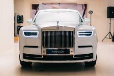 Yeni "Rolls-Royce Phantom Tranquillity" avtomobilinin təntənəli təqdimat mərasimi keçirilib (FOTO)