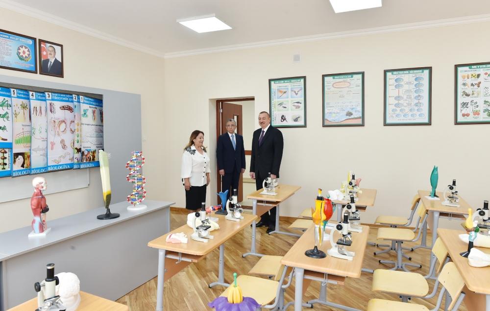 President Aliyev views reconstructed school in Baku's Surakhani district (PHOTO)