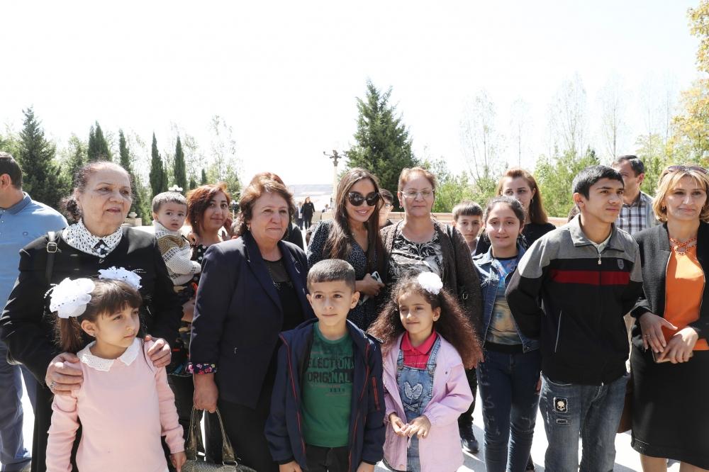 First Vice-President Mehriban Aliyeva arrived in Shamakhi district for visit (PHOTO)