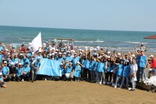 Beynəlxalq Sahilyanı Təmizlik Günü ilə əlaqədar təmizlik aksiyası təşkil olunub (FOTO)
