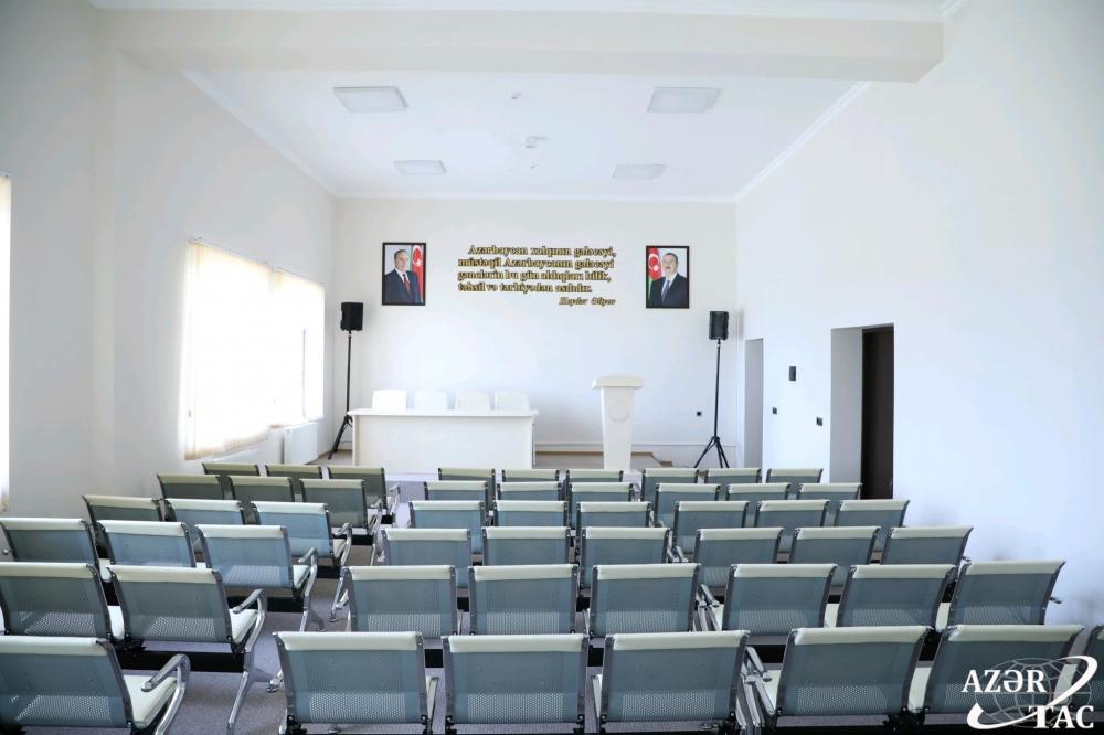В Агсу и Исмаиллы сданы в эксплуатацию новые школьные здания, построенные Фондом Гейдара Алиева (ФОТО)