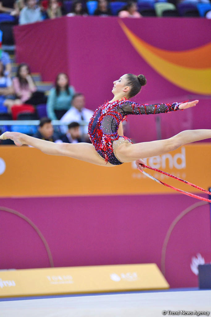 Bədii gimnastika üzrə 37-ci dünya çempionatı davam edir (FOTO)