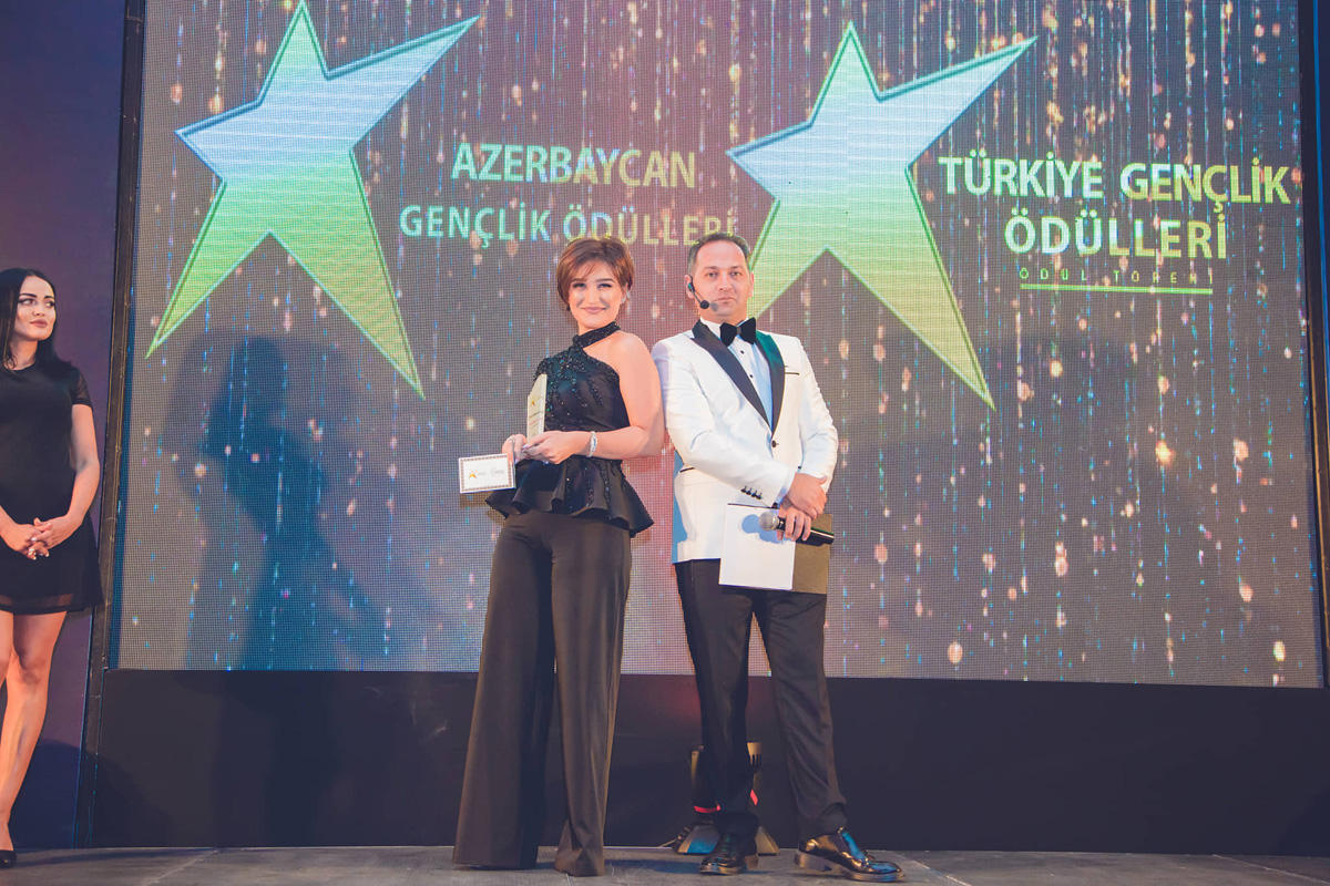 В Баку прошла церемония награждения премии концепции Türkiyə Gənclik Ödülləri (ФОТО)