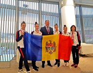 Moldovan ambassador to Azerbaijan meets athletes at the 37th Rhythmic Gymnastics World Championships (PHOTO)