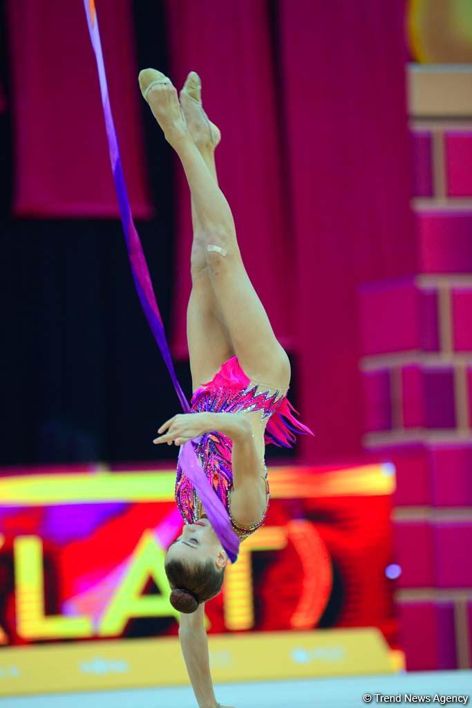 Milli Gimnastika Arenasında bədii gimnastika üzrə dünya çempionatı davam edir (FOTO)