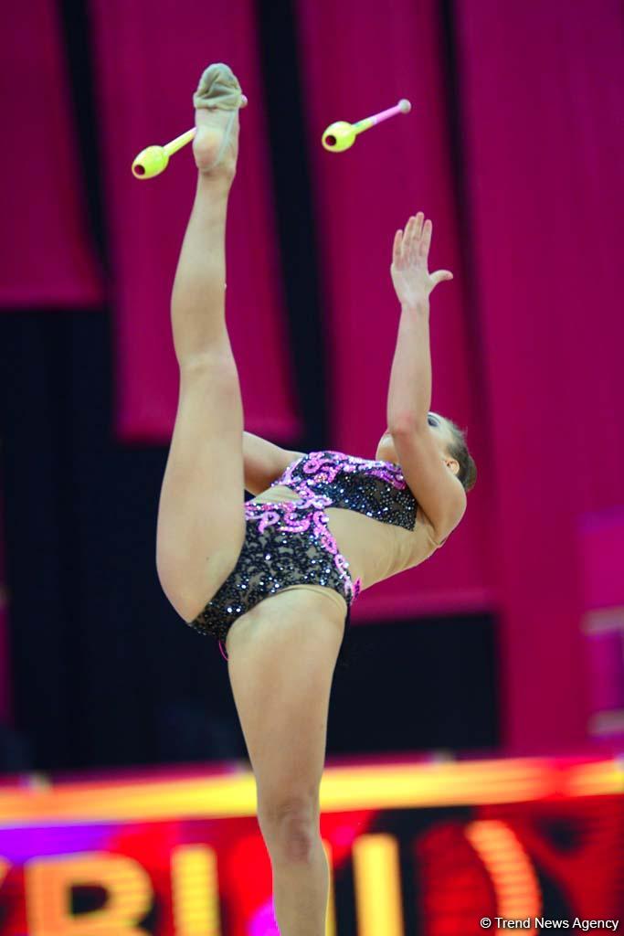 Milli Gimnastika Arenasında bədii gimnastika üzrə dünya çempionatı davam edir (FOTO)