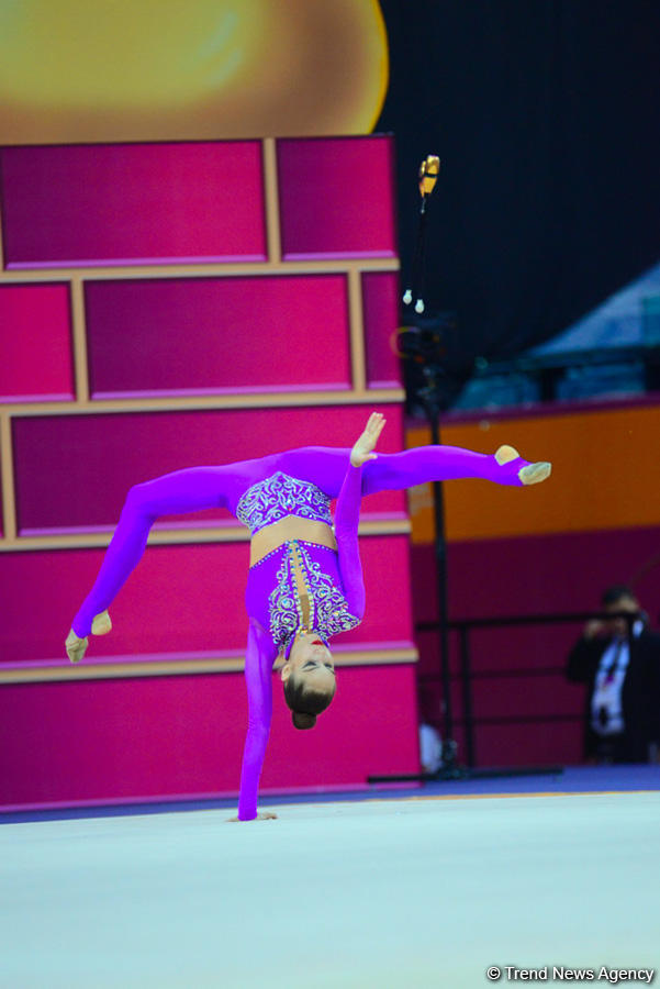 Bakıda keçirilən Bədii Gimnastika üzrə Dünya Çempionatının üçüncü günündən ən maraqlı anlar (FOTO)