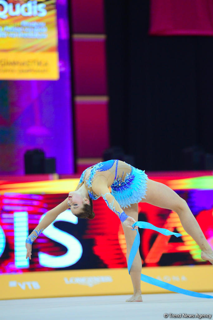 Вероника Гудис представила на Чемпионате мира упражнение с лентой под композицию Муслима Магомаева (ФОТО, ВИДЕО)