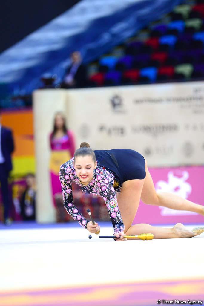 Bədii gimnastika üzrə 37-ci dünya çempionatında yarış həyəcanı (FOTO)