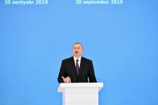 President Ilham Aliyev attended ceremony to mark 25th anniversary of Contract of the Century and Oil Workers Day (PHOTO)