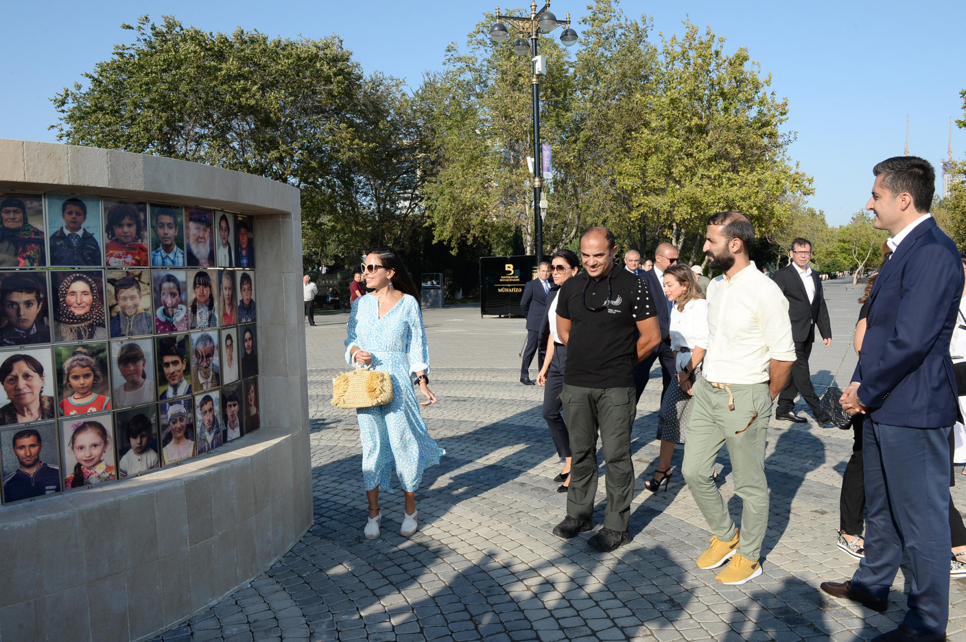 Вице-президент Фонда Гейдара Алиева Лейла Алиева приняла участие в открытии фотовыставки, посвященной мультикультуральным ценностям Азербайджана (ФОТО) (Версия 2)
