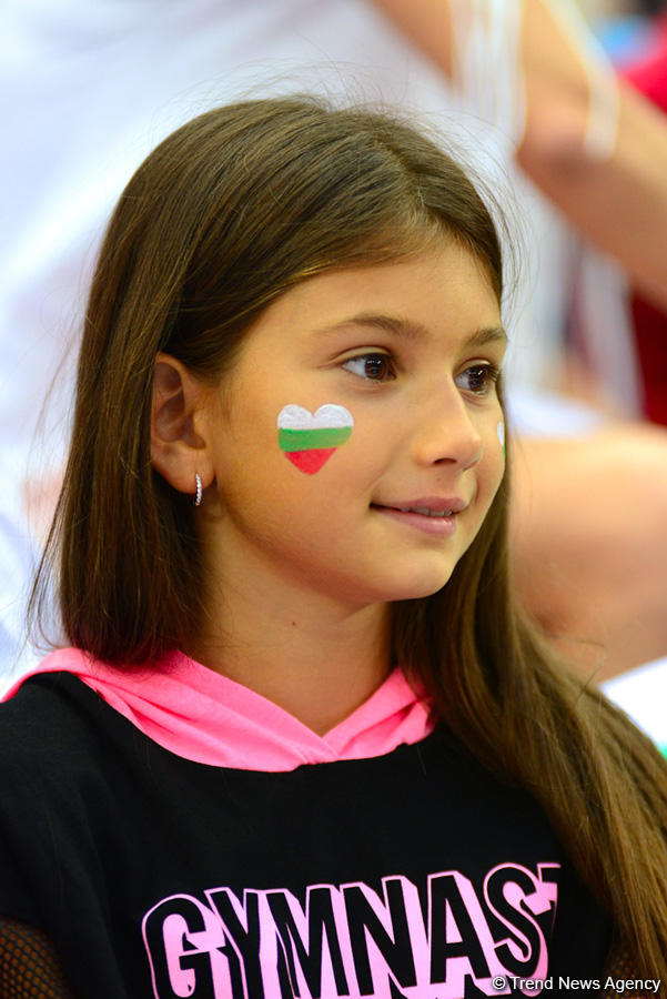 Зрители Чемпионата мира в Баку восхищены пластикой и красотой движений граций (ФОТО)