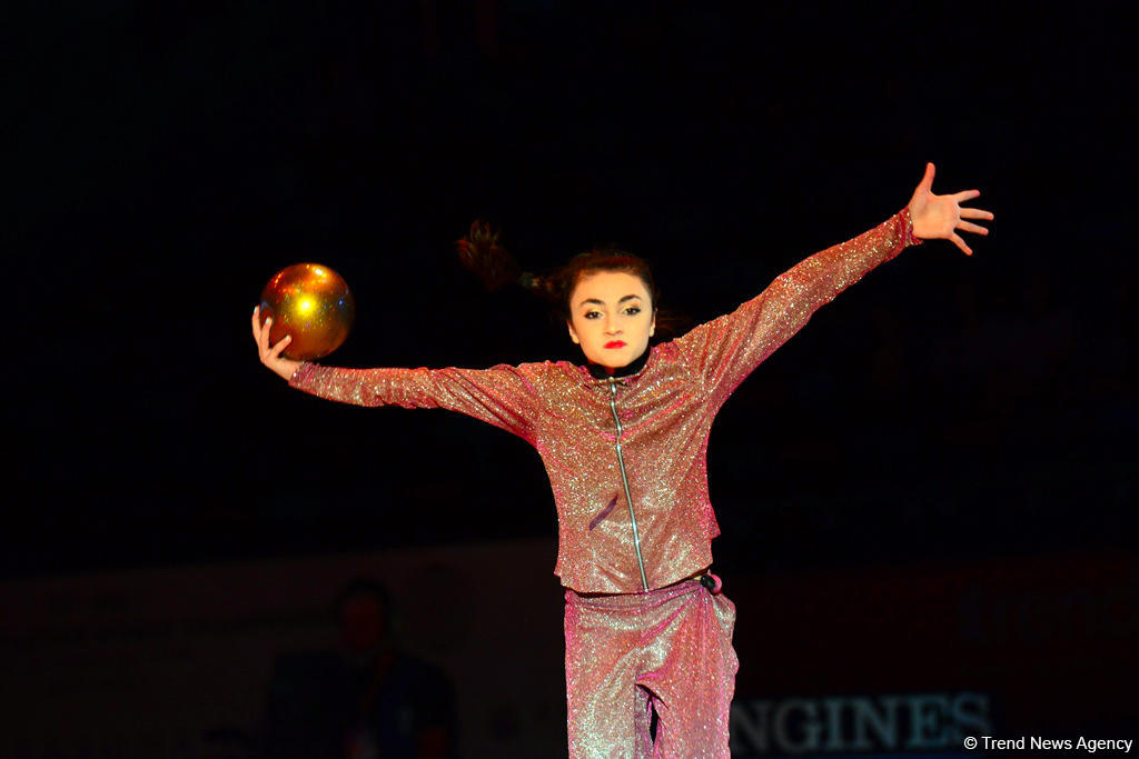 Bakıda bədii gimnastika üzrə Dünya Çempionatının rəngarəng bağlanış mərasimi keçirilib (VİDEO/FOTO)