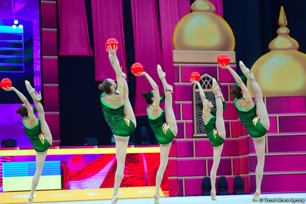 Лучшие моменты заключительного дня Чемпионата мира по художественной гимнастике в Баку (ФОТО)