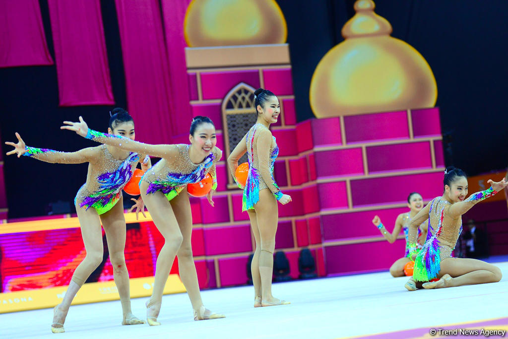 Лучшие моменты заключительного дня Чемпионата мира по художественной гимнастике в Баку (ФОТО)