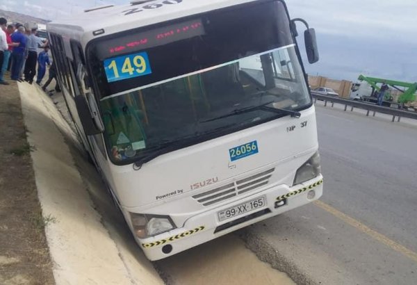 Ötən gün Bakıda qəzaya düşən avtobusda xəsarət almış 82 yaşlı kişi öldü