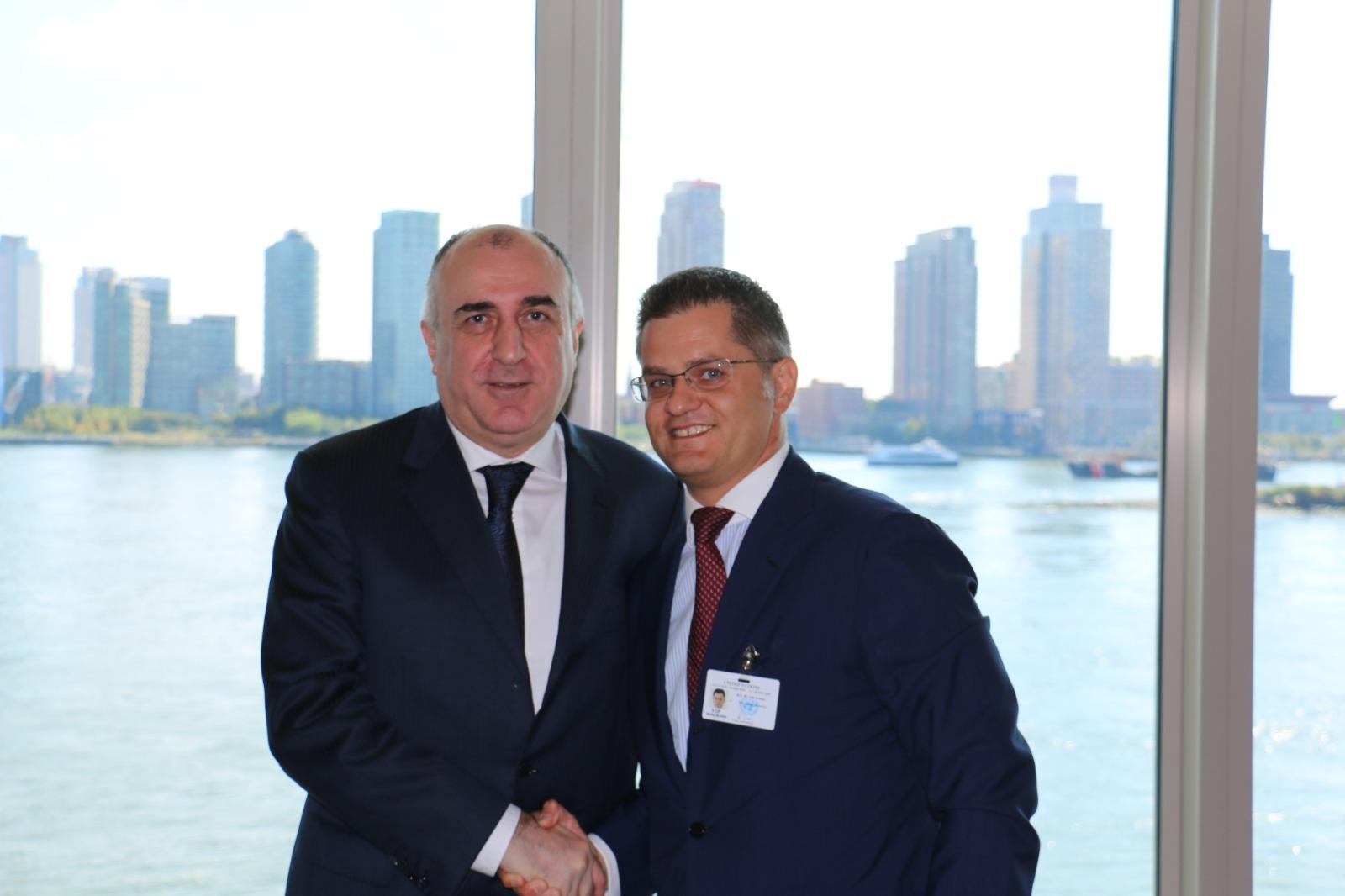 Elmar Mammadyarov meets with President of the Center for International Relations and Sustainable Development (PHOTO)
