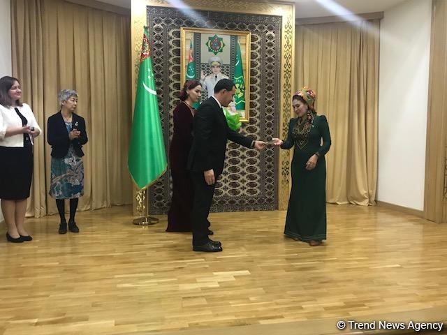 Over 8,000 stateless people received Turkmen passport in recent years (PHOTO)