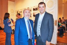 В Баку состоялась презентация сборника Айгюн Самедзаде "Азербайджан в 100 песнях"  (ФОТО)