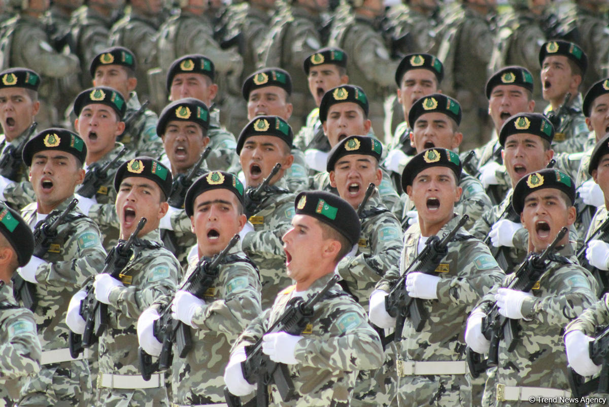 В Туркменистане прошёл военный парад в честь Дня независимости (ФОТО)