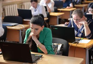 В Азербайджане регистрация учителей для сертификации начнется в июле
