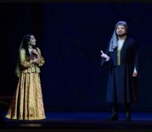 Такого еще не было! Потрясающая премьера грандиозной оперы "Мехсети" с 3D оформлением в Баку (ВИДЕО, ФОТО)