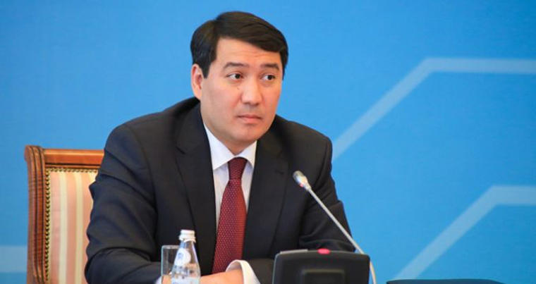 Решительно осуждаю очередной ракетный обстрел города Гянджа - посол Казахстана в Азербайджане