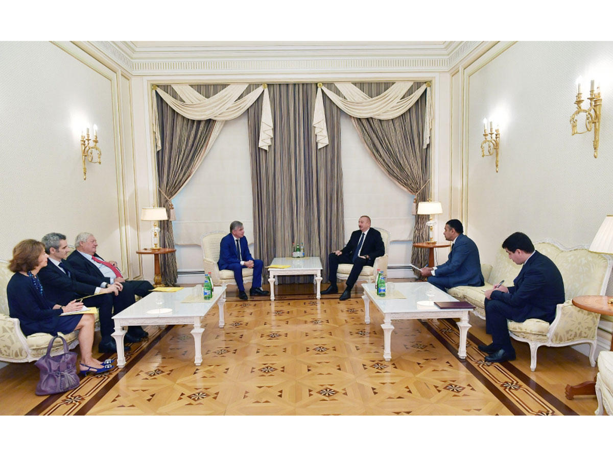President Aliyev receives delegation led by head of France-Caucasus Friendship Group in Senate of France (PHOTO)
