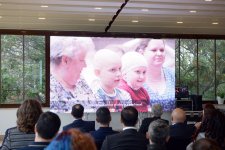 Вице-президент Фонда Гейдара Алиева Лейла Алиева и Арзу Алиева приняли участие в показе документального фильма «Свет за окном» (ФОТО)