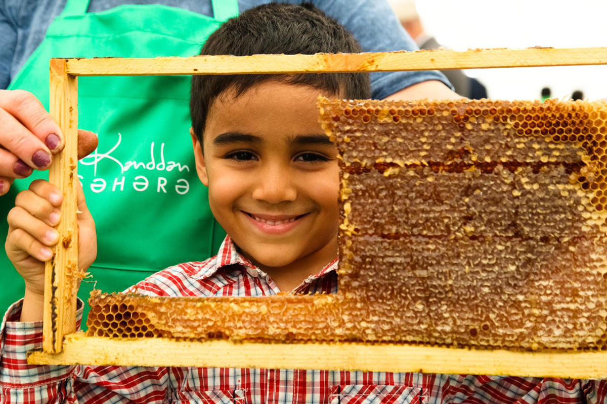 Ярмарка мёда в Баку (ФОТО)