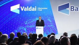 Президент Ильхам Алиев принял участие в пленарной сессии XVI ежегодного заседания Международного дискуссионного клуба "Валдай" (ФОТО) (Версия 2)