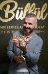 В Баку состоялось открытие Xarı Bülbül - шоколадные и кондитерские изделия ручной работы (ФОТО)