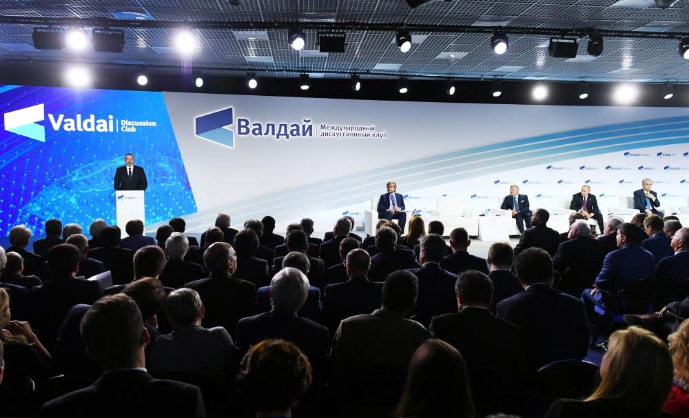 Azerbaijani president attends plenary session of 16th Annual Meeting of Valdai International Discussion Club (PHOTO)