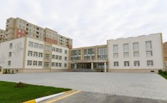 Президент Ильхам Алиев и Первая леди Мехрибан Алиева приняли участие в открытии жилого комплекса «Гобу Парк-2» для вынужденных переселенцев (ФОТО)