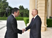 Azərbaycan Prezidenti İlham Əliyev Gürcüstanın Baş Naziri Giorgi Qaxariyanı qəbul edib (FOTO) (YENİLƏNİB) - Gallery Thumbnail