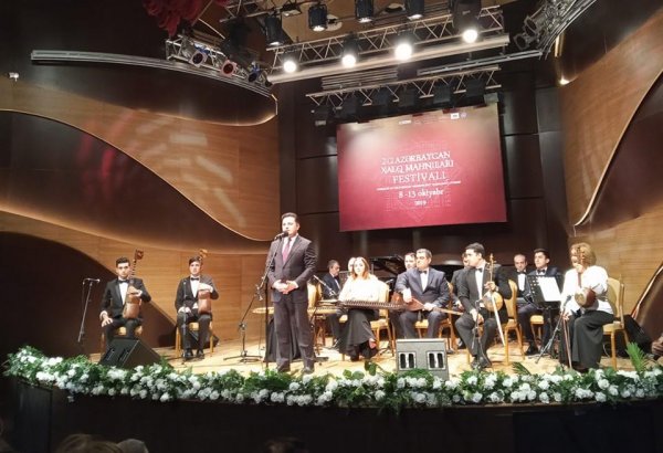 В Баку и Гяндже стартовал второй Фестиваль азербайджанских народных песен (ФОТО)