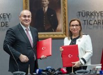 Azərbaycanla Türkiyə sadələşdirilmiş gömrük dəhlizi haqqında memorandum imzalayıb (FOTO) - Gallery Thumbnail