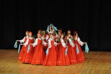 Дни России в Азербайджане. А какие девушки плывут, словно лебедушки, по сцене! (ФОТО)