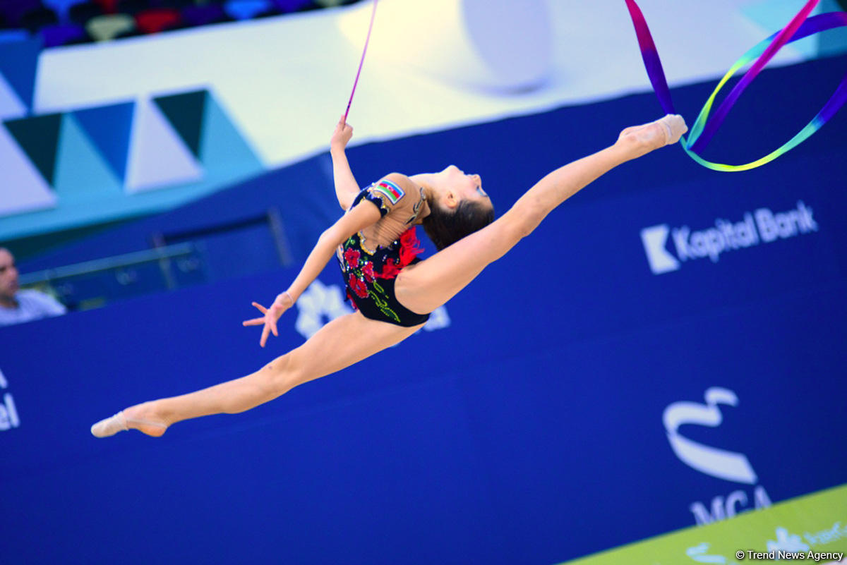 Milli Gimnastika Arenasında bədii və aerobika gimnastikası yarışları davam edir (FOTO)