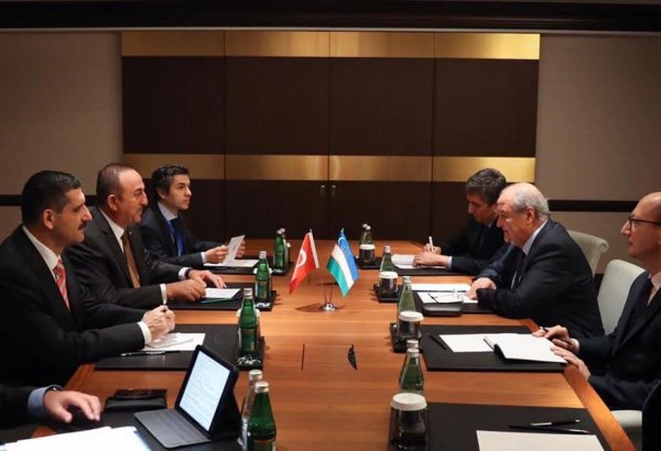 Turkish, Uzbek FMs discuss bilateral relations in Baku (PHOTO)