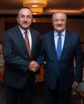 Главы МИД Турции и Узбекистана обсудили вопросы двусторонних отношений