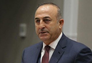 Turkish FM: World community must not compare Armenia and Azerbaijan