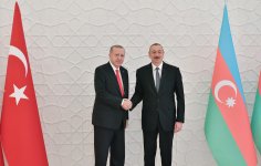 Başkan Erdoğan'ın Bakü ziyaretinden ilk kareler - Gallery Thumbnail
