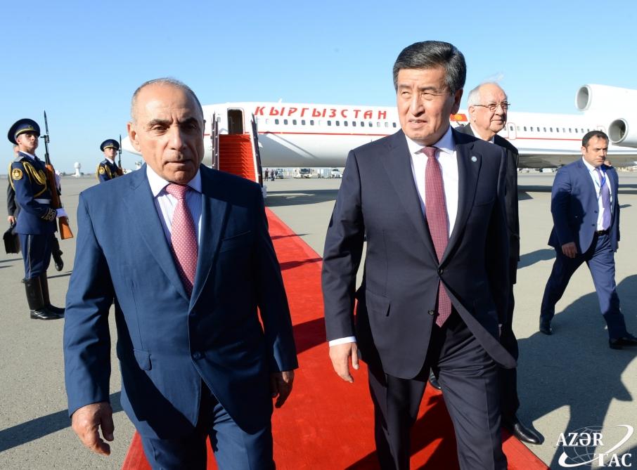 Qırğızıstan Prezidenti Sooronbay Jeenbekov Azərbaycana səfərə gəlib (FOTO)