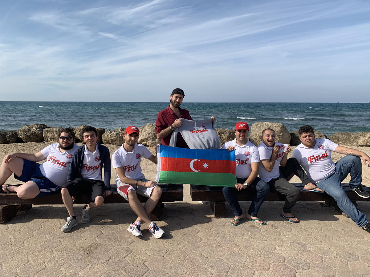 Азербайджанцы прокатились по побережью Средиземного моря как по маслу (ФОТО)